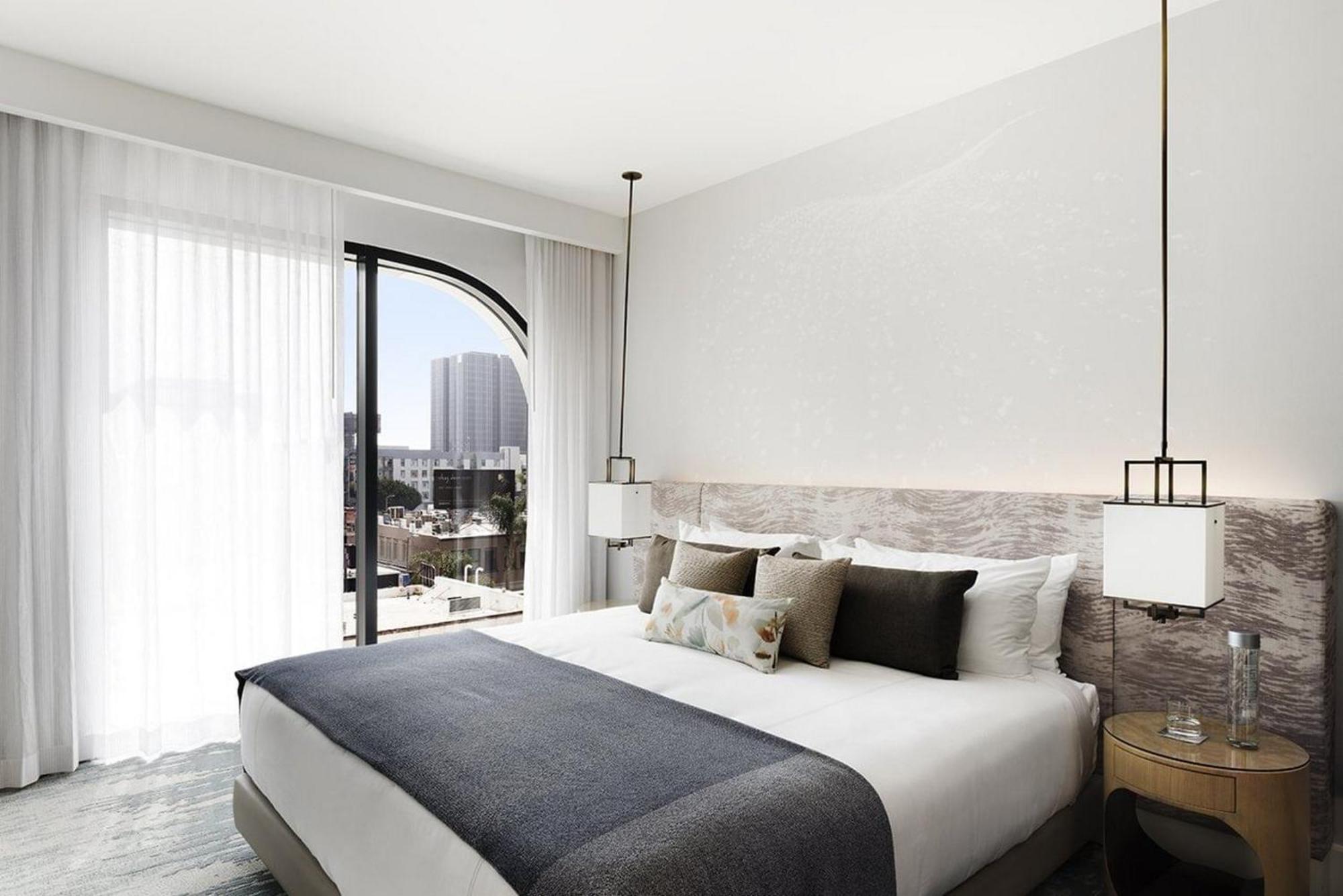Dream Hollywood, By Hyatt 4*